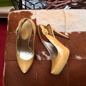 Aldo Women's Yellow Patent Leather Slingback Heels